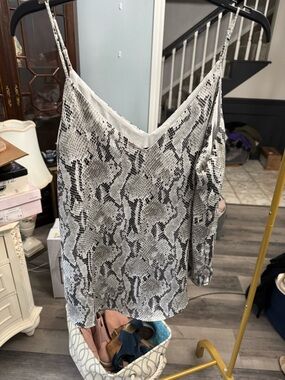 Express Snake-Print Cami Top - White/Black
